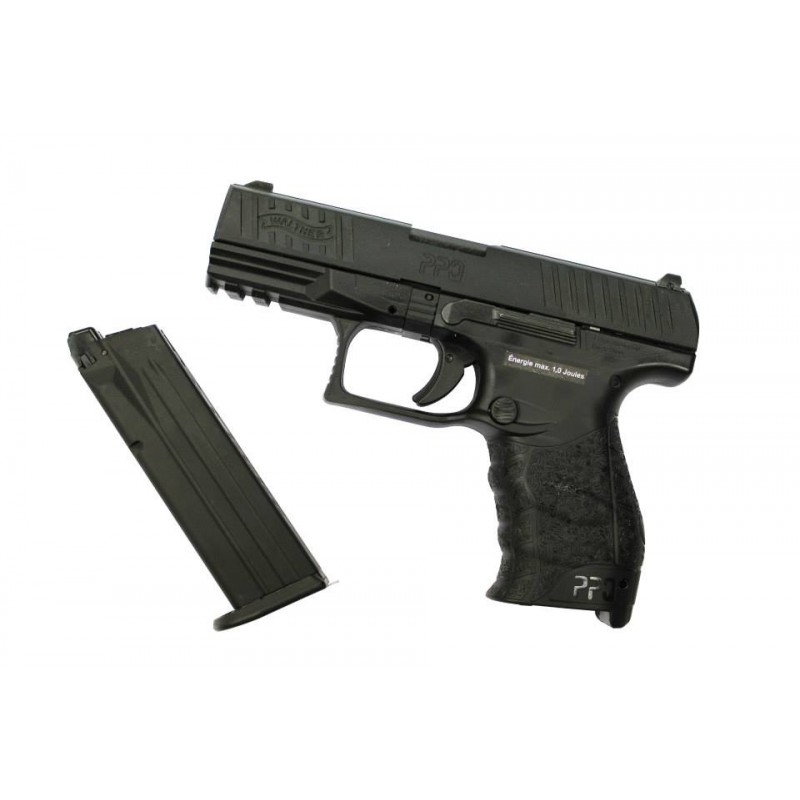 Walther PPQ Airsoft Combat Kit