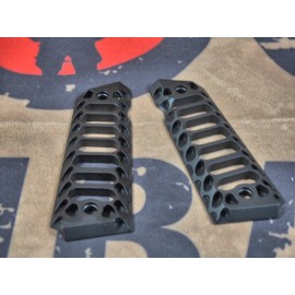 5KU CNC Aluminum Full Size Cobra Pistol Grip Cover For Marui M1911 (Black)