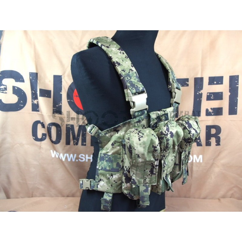 Flyye LBT AK Tactical Chest Vest (AOR2)